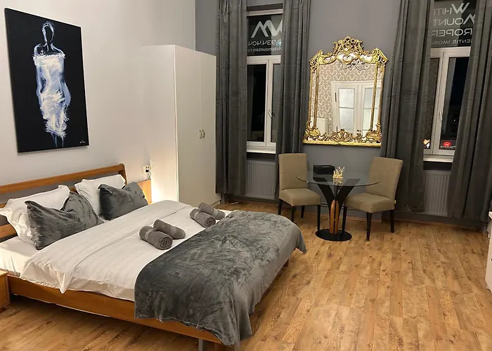 The Stag Ultracentral Oldtown